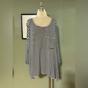 Mossimo Supply Co. Black and White Striped Long Sleeve Top - SZ XXL